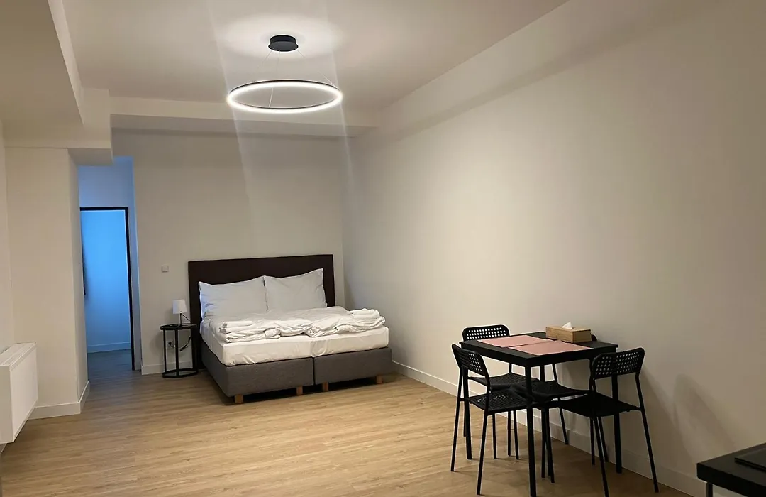 Post 120 Suites-1